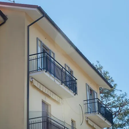 S271 - Sirolo, Deliziosa Mansarda Condizionata Arredata Con Gusto Sirolo