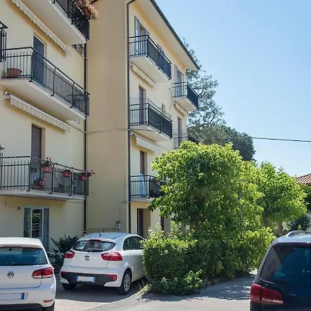 דירה S271 - Sirolo, Deliziosa Mansarda Condizionata Arredata Con Gusto סירולו